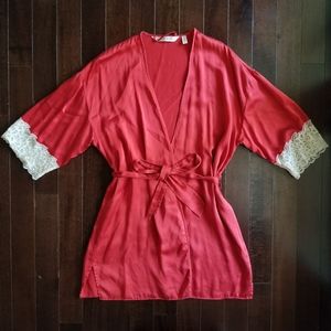VTG Victoria's Secret Red Silk Kimono Robe & Cami